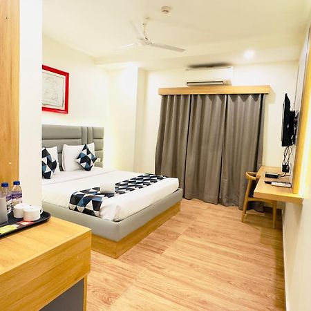 Hotel White Ridge Premium Hajdarábád Exteriér fotografie